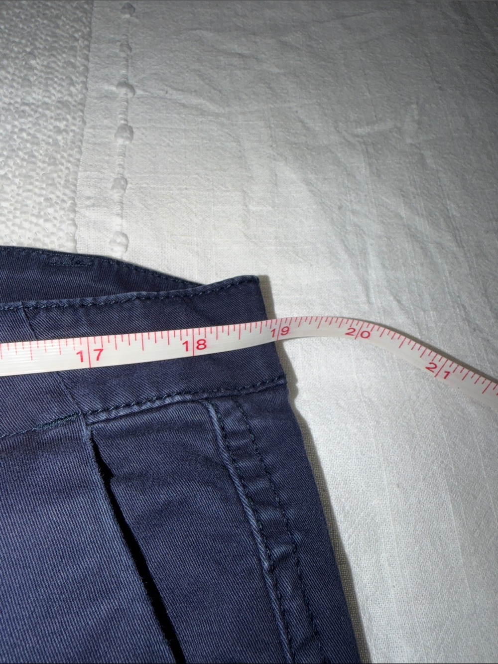 Gap Women's Navy Blue Boyfriend Khaki’s Size 16 - Picture 5 of 9
